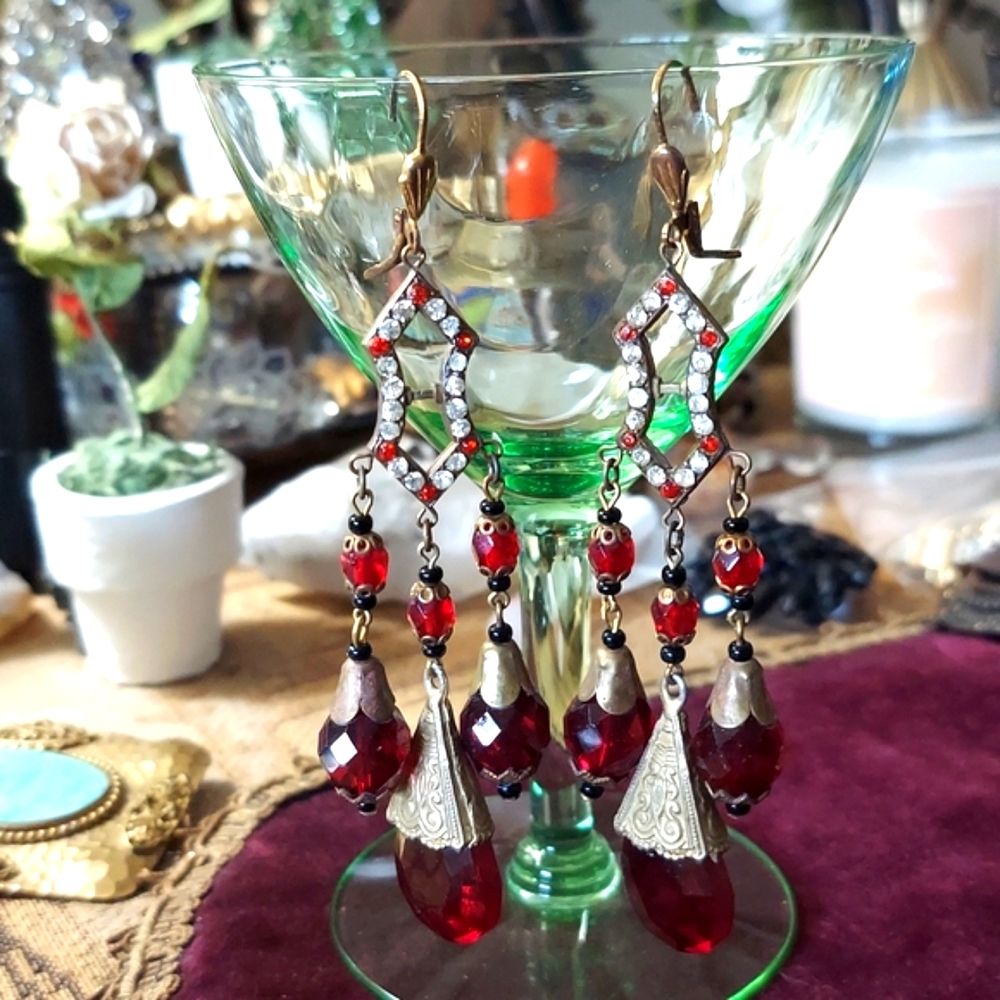 Czechoslovakian Drop Red Earrings